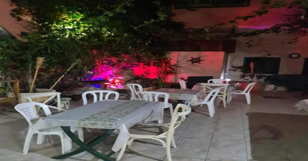 Grin-Motel Haifa Buitenkant foto