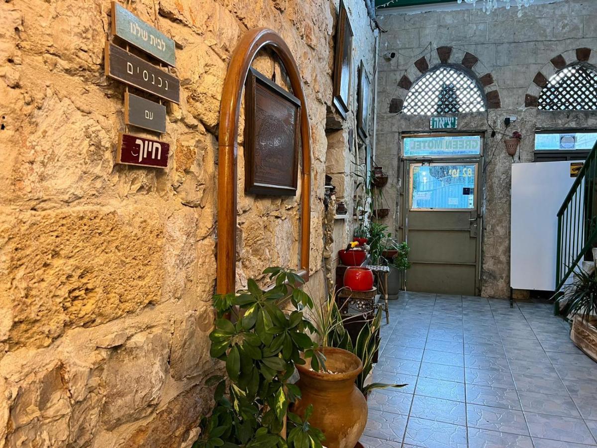 Grin-Motel Haifa Buitenkant foto